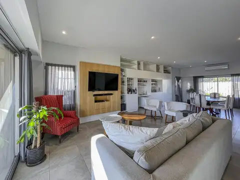 Casa en Venta en Fisherton, Rosario