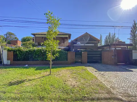Casa en Venta en Fisherton, Rosario