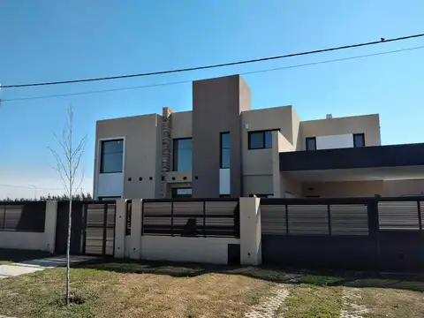 Casa en Venta en Alvear, Rosario