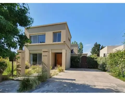 Casa en Venta en Fisherton, Rosario
