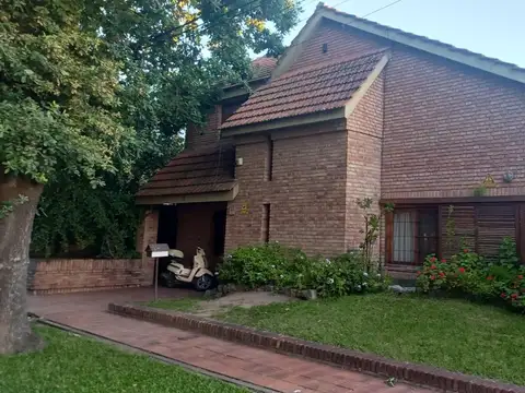 Casa en Venta en Fisherton, Rosario