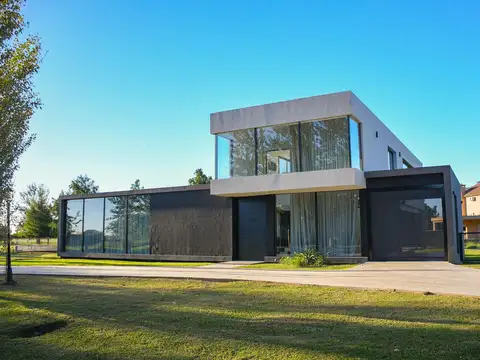 Casa en Venta en Piñero, Rosario