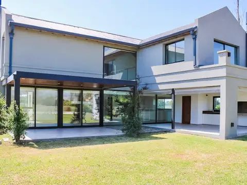 Casa en Venta en Ibarlucea, Rosario