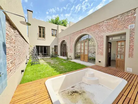 Casa en Venta en Nuestra Señora De Lourdes, Rosario