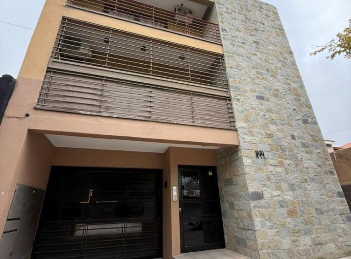 Departamento · 50m² · 2 Ambientes · 1 Cochera
