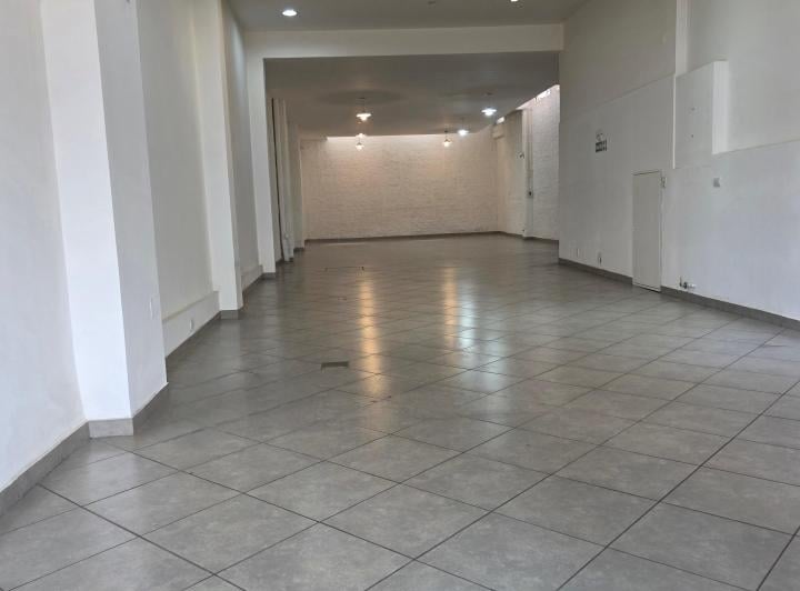 Local comercial · 162m² · 1 Ambiente