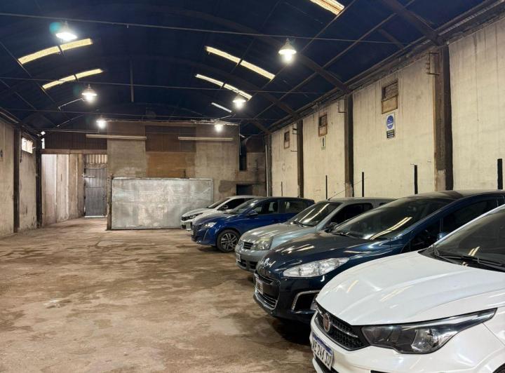 Garage · 600m² · 20 Cocheras