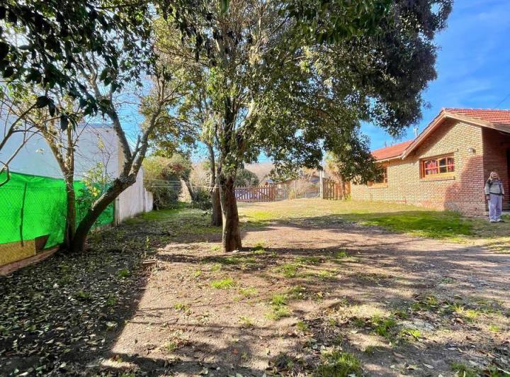 Casa · 247m² · 5 Ambientes · 2 Cocheras