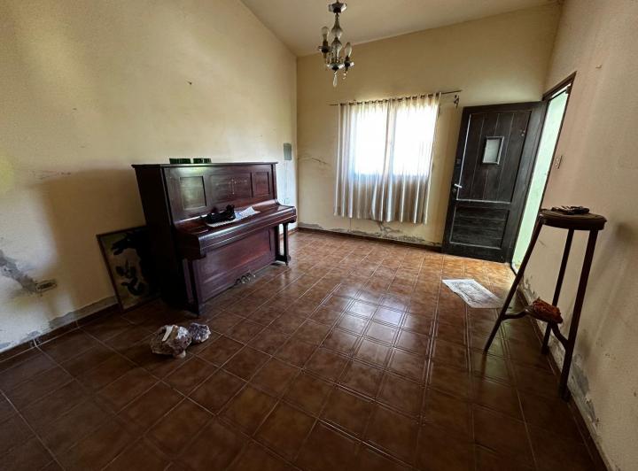 Casa · 124m² · 6 Ambientes · 1 Cochera