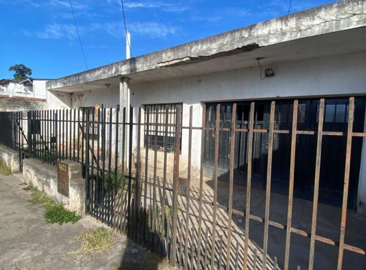 Casa · 160m² · 9 Ambientes · 1 Cochera