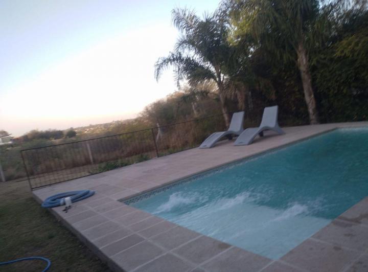 Casa · 180m² · 7 Ambientes · 2 Cocheras