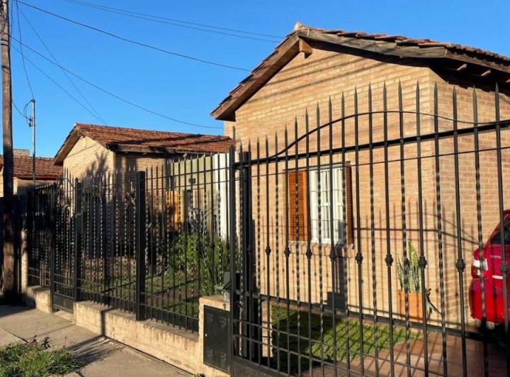 Casa · 128m² · 6 Ambientes · 1 Cochera