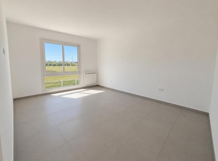 Casa · 170m² · 6 Ambientes · 2 Cocheras