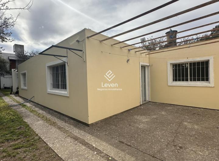 Casa · 60m² · 3 Ambientes · 1 Cochera