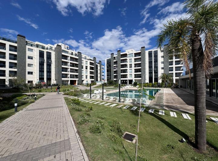 Departamento · 90m² · 4 Ambientes · 1 Cochera