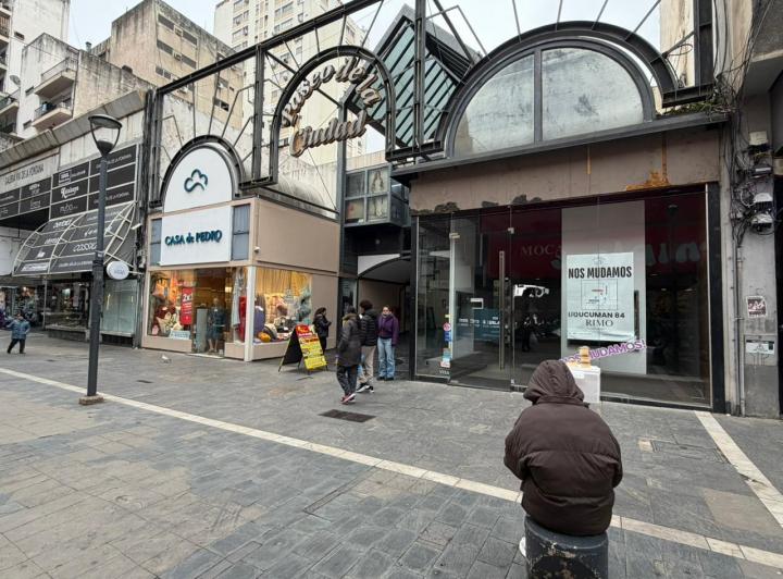 Local comercial · 253m²