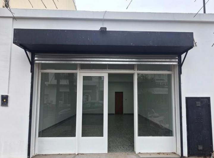 Local comercial · 72m² · 2 Ambientes