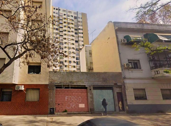 Terreno · 232m²