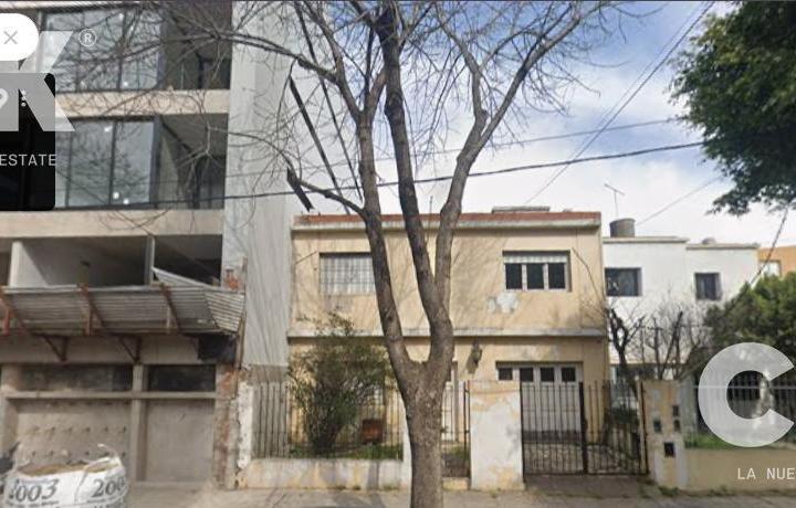 Terreno · 282m²