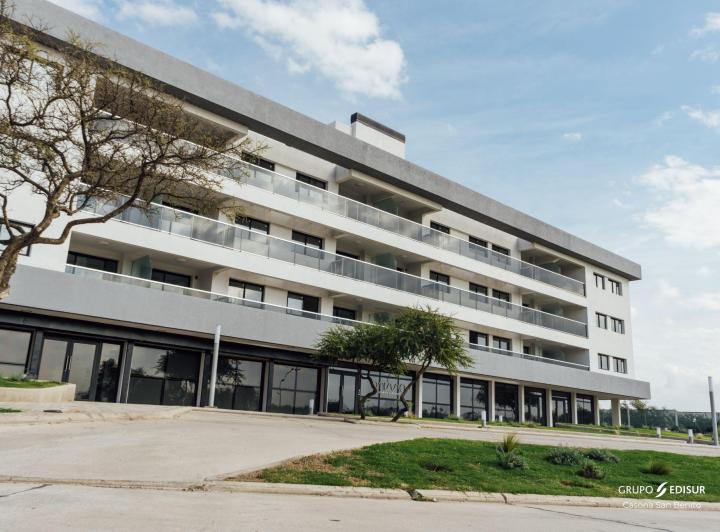 Departamento · 98m² · 6 Ambientes · 1 Cochera