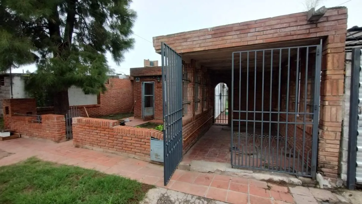 CASA COMODISIMA EN B° MATIENZO