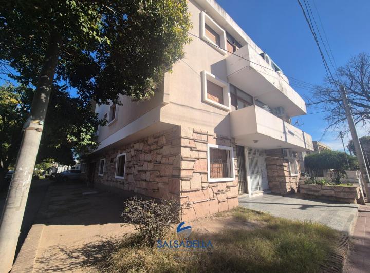 Departamento · 65m² · 5 Ambientes