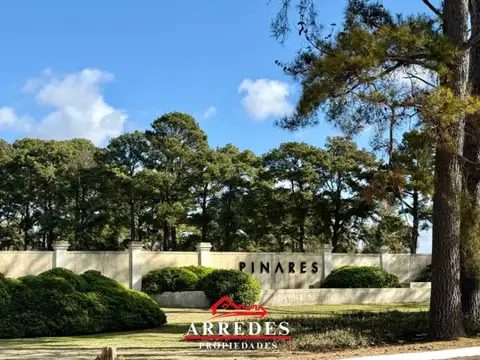 Terreno en Venta en Los Pinares Country Club, Countries y Barrios Cerrados en Exaltación de la Cruz