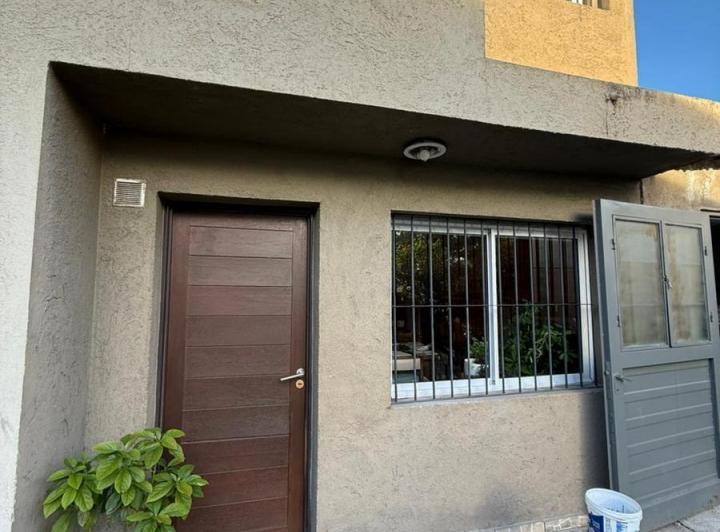 Casa · 116m² · 4 Ambientes · 2 Cocheras
