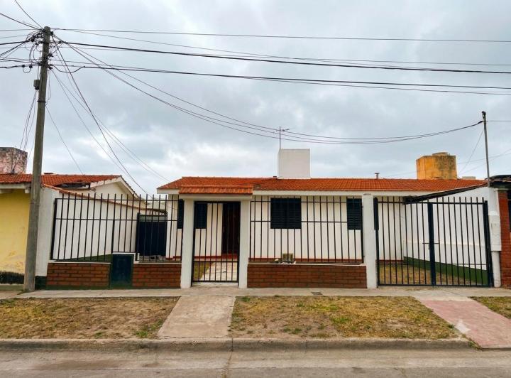 Casa · 154m² · 6 Ambientes · 1 Cochera