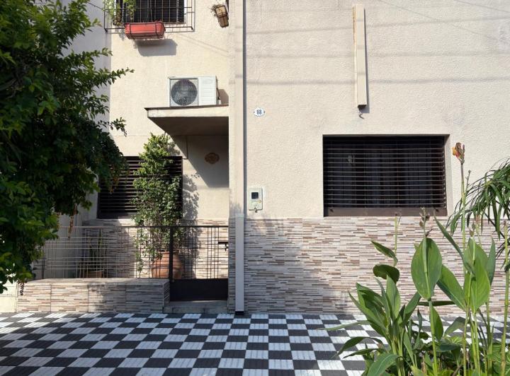Casa · 120m² · 6 Ambientes