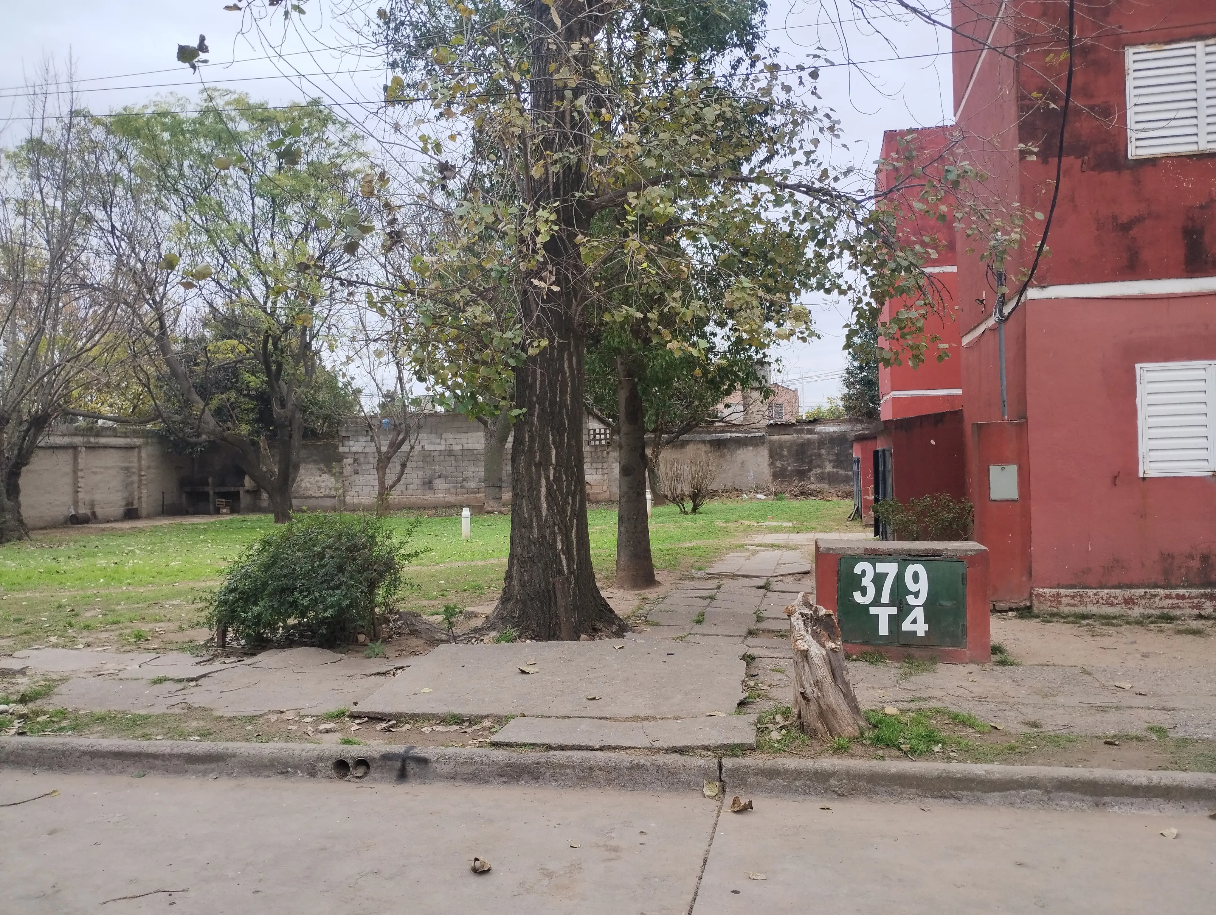 HERMOSO DEPARTAMENTO DE 2 DORMITORIOS EN COMPLEJO CERRADO
