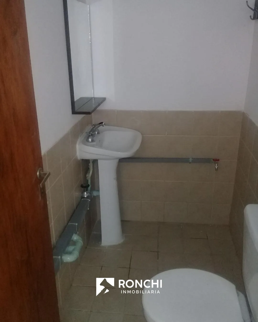 Alquilo local microcentro. OPORTUNIDAD!!
