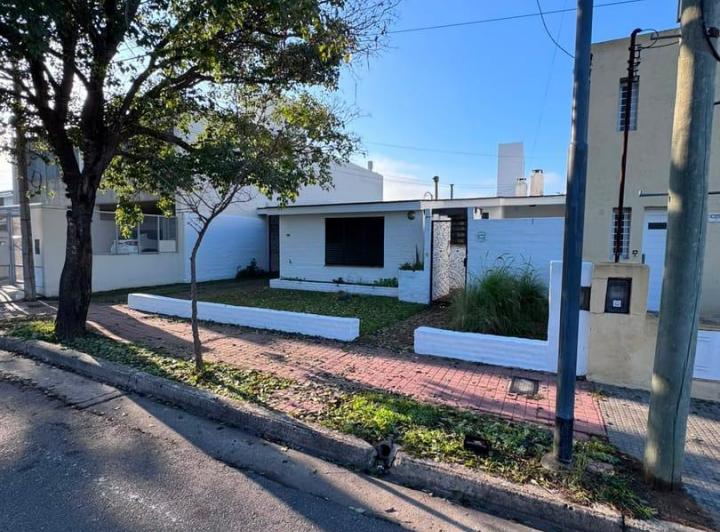 Casa · 155m² · 5 Ambientes