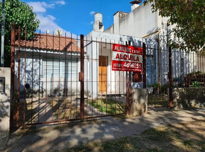 Casa · 90m² · 3 Ambientes · 1 Cochera