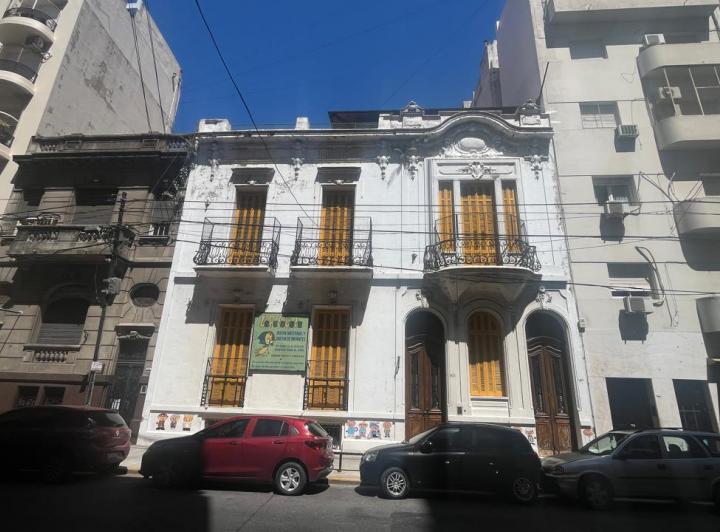 Terreno · 618m² · 10 Ambientes