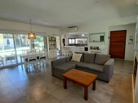 Casa en Venta en Roldan, San Lorenzo