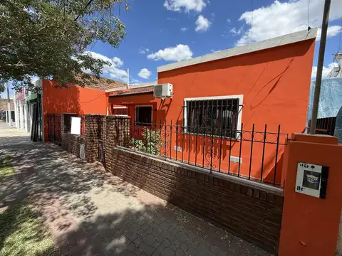 Casa en Venta en Pueblo Esther, Rosario