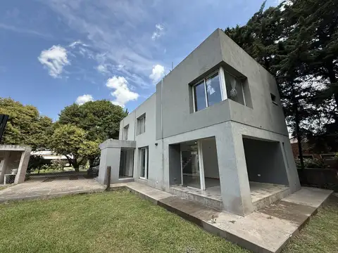 Casa en Venta en Pueblo Esther, Rosario