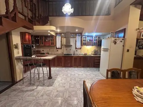 Casa en Venta en General José de San Martín, Rosario