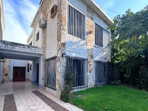 Casa en Venta en Fisherton, Rosario