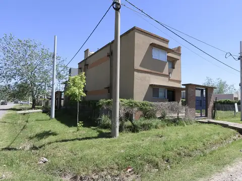 Casa en Venta en Roldan, San Lorenzo