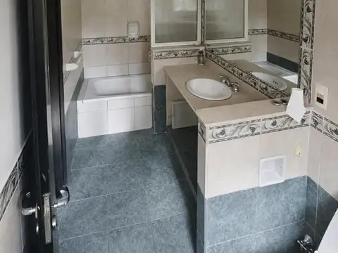 Casa en Venta en Fisherton, Rosario