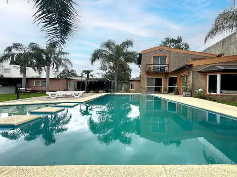 Casa en Venta en Pueblo Esther, Rosario