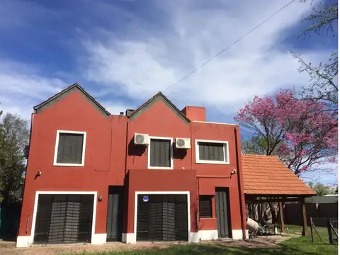Casa en Venta en Fisherton, Rosario
