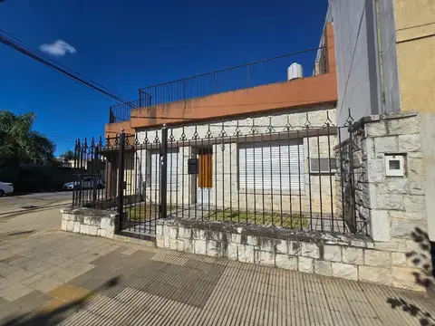 Casa en Venta en Sargento Cabral, Santa Fe