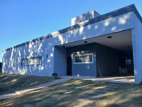 Casa en Venta en Puerto Roldan, Countries y Barrios Cerrados en Roldan