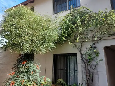 Casa en Venta en Fisherton, Rosario