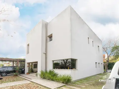 Casa en Venta en Barrio Parque Field, Rosario