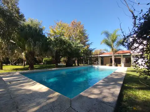 Casa en Venta en Roldan, San Lorenzo