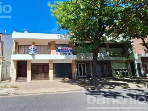 Casa en Venta en Luis Agote, Rosario